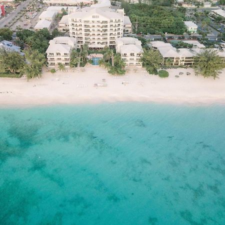 Caribbean Club Boutique Hotel, Grand Cayman Dog City Buitenkant foto