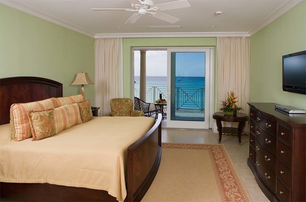Caribbean Club Boutique Hotel, Grand Cayman Dog City Buitenkant foto
